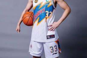 KAIYUN SPORTS-关于奥兰多魔术训练开放日，赛前防线松动引欢呼，CBA常规赛在即，训练强度明显提升的信息